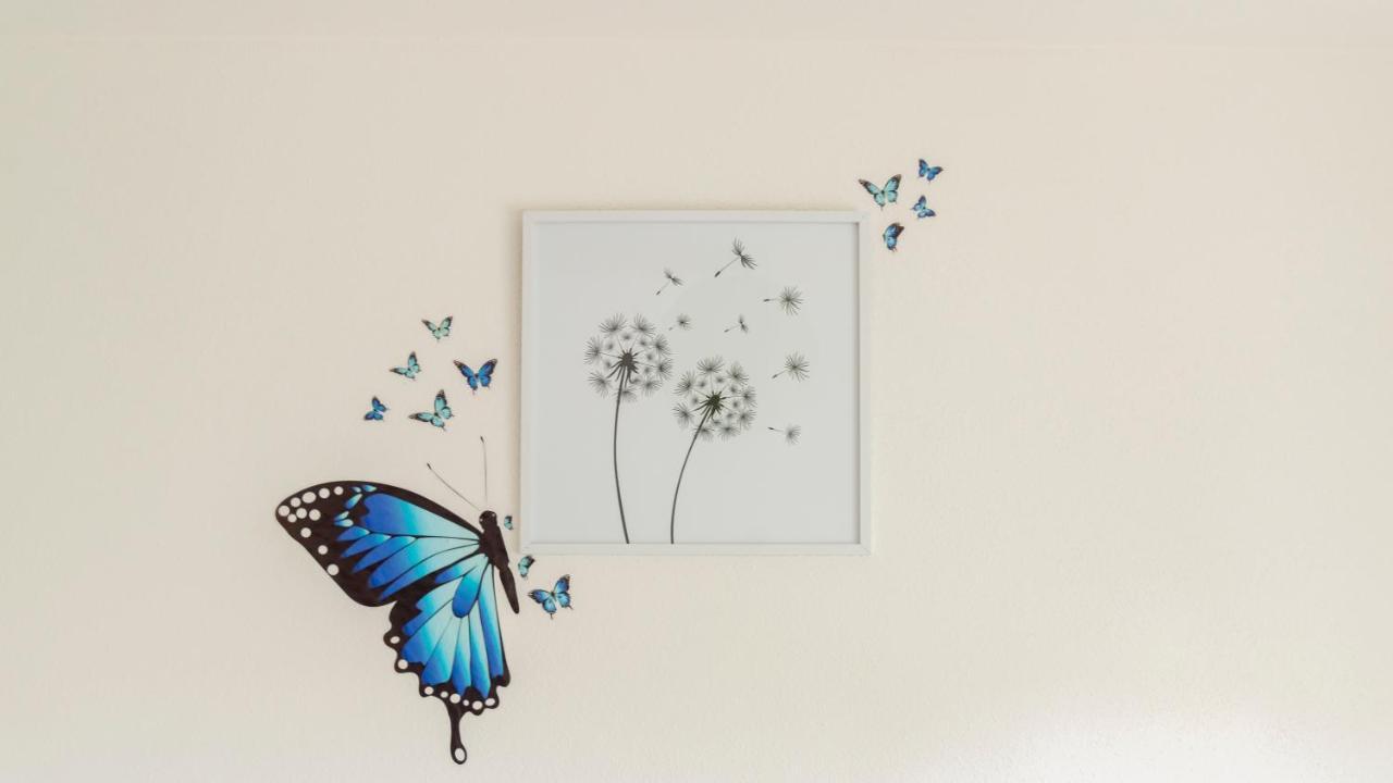 カーラゴノネWelcomely - The Butterfly Houseアパートメント エクステリア 写真